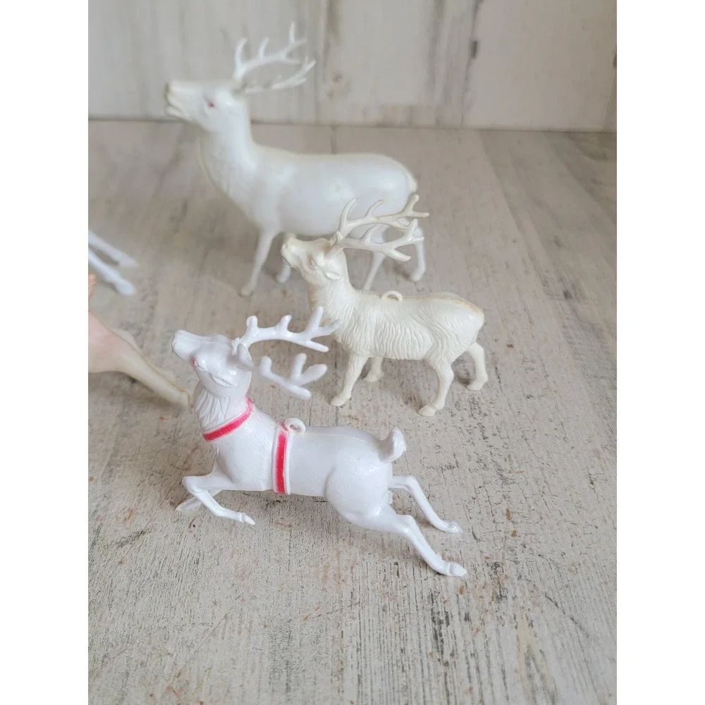 Vintage reindeer white plastic Xmas ornament figure set fawn deer home